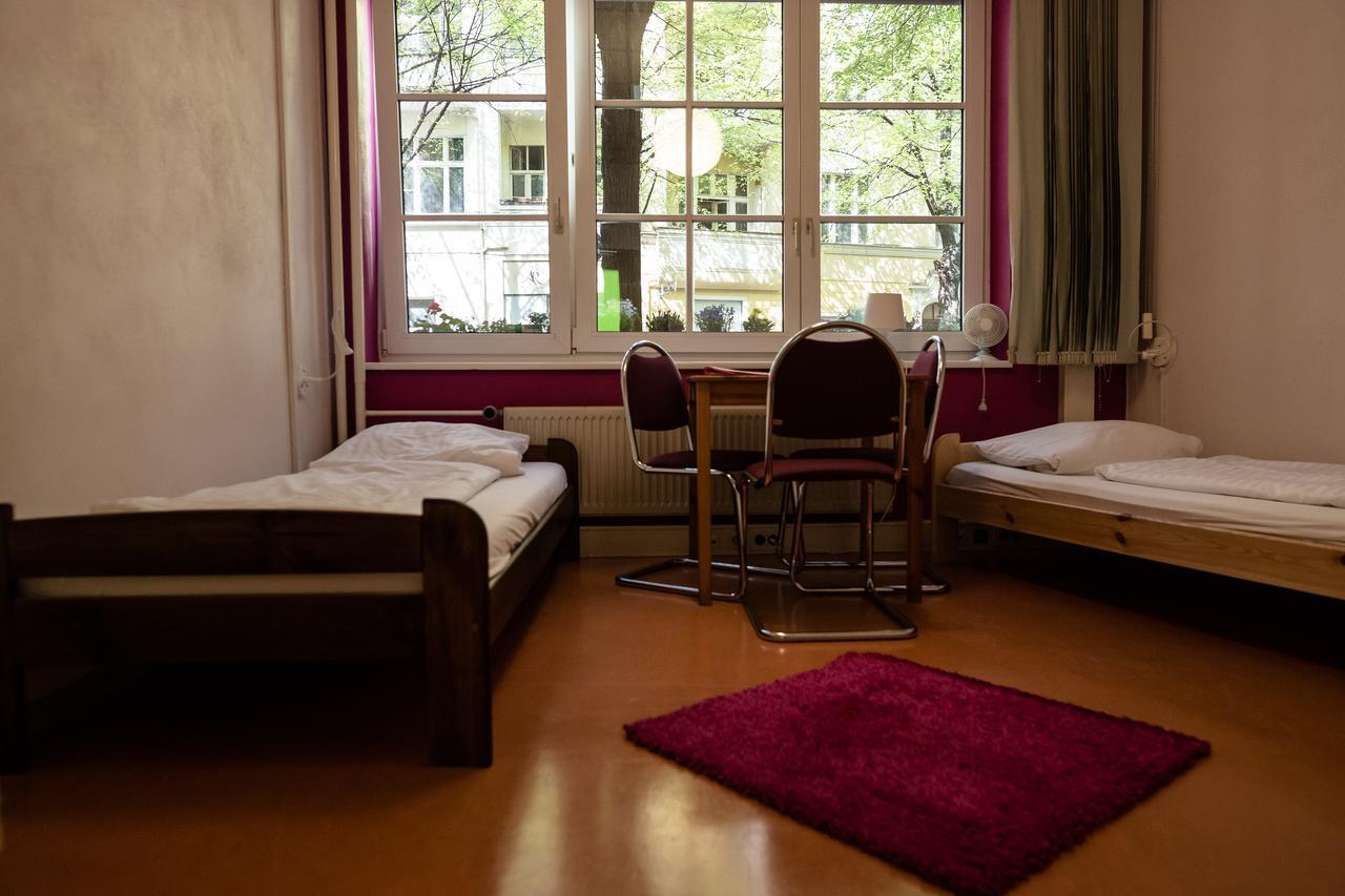 U Inn Berlin Hostel Esterno foto